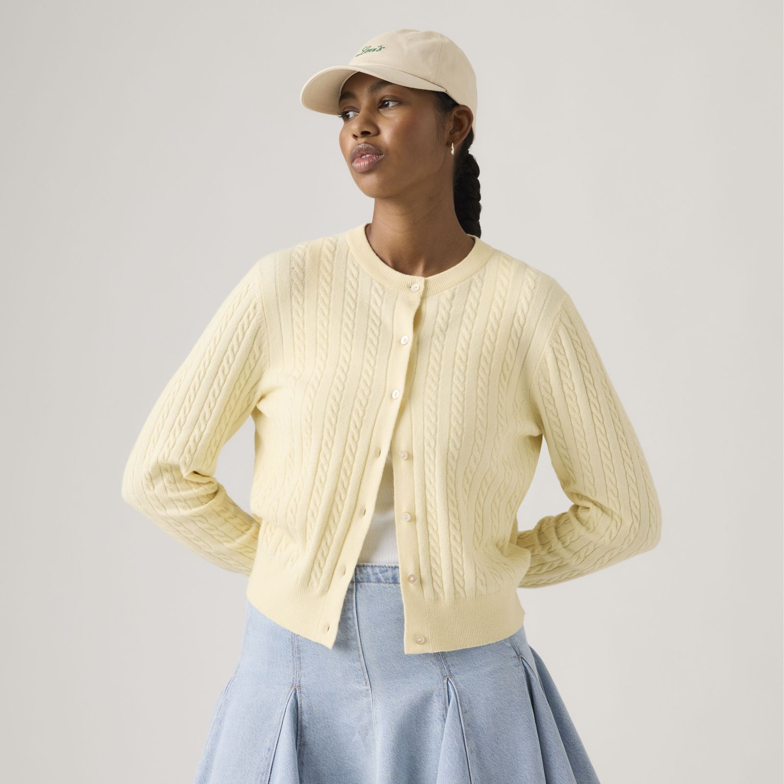 SUPER SOFT CREWNECK CARDI
