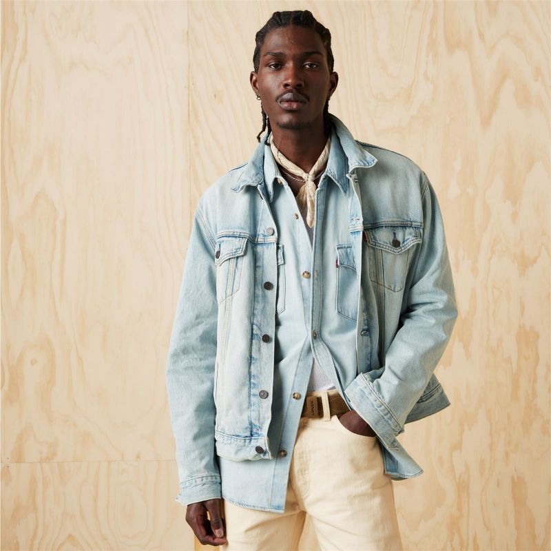 THE TRUCKER JACKET NEW LIGHT T