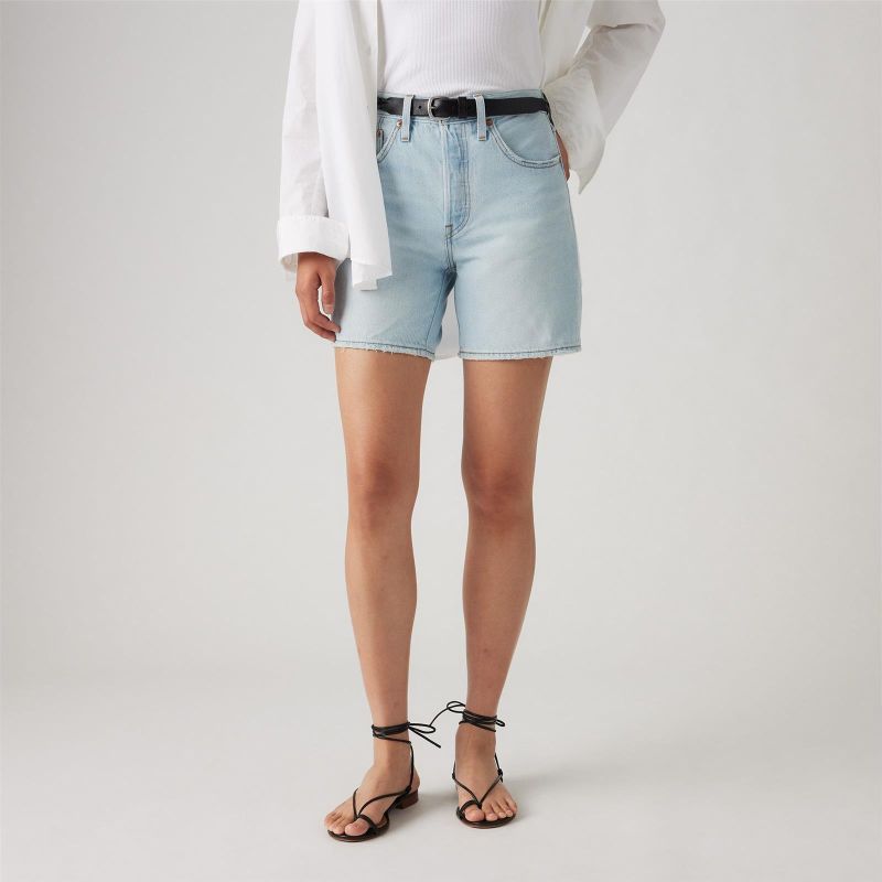 501® MID THIGH SHORT LW LIGHT INDIGO - WORN IN